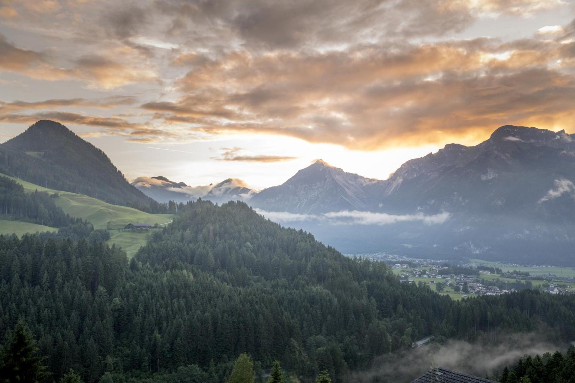 Alpenluxus' Design Lodge With Terrace & Car Park Kramsach Buitenkant foto